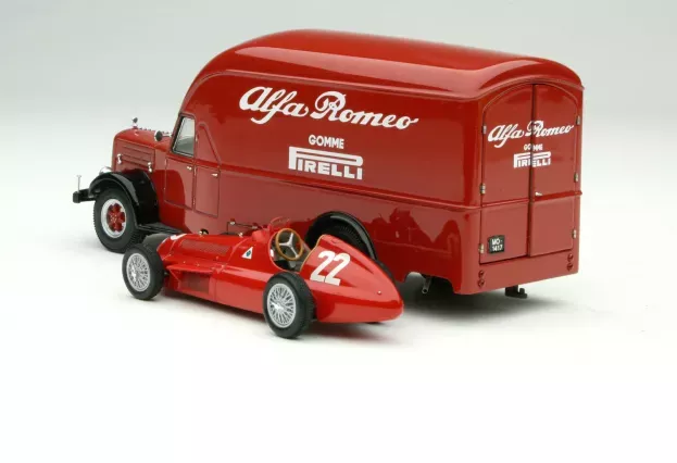 Exoto Alfa Romeo 500 Transporter Scuderia Alfa Romeo 1950 1:43 EXO00002
